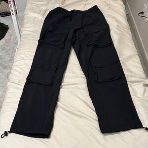 ALO Yoga Men's Black Cargo Pants SZ Small
